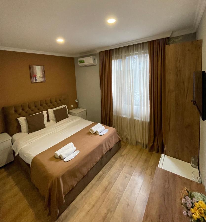 Book Hotel Tbilisi Exterior foto